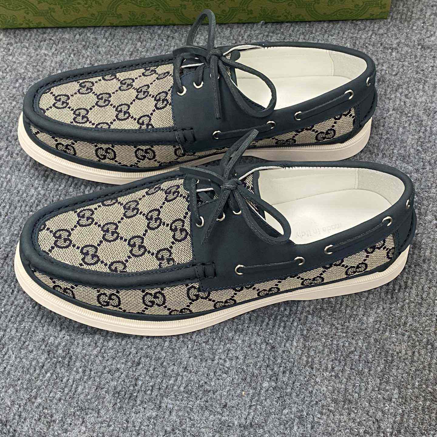 Gucci Men's Original GG Lace-up Loafer - PerfectKickZ