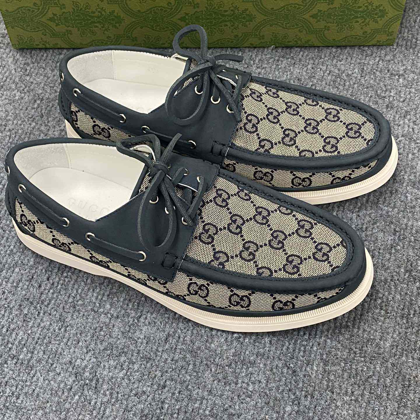 Gucci Men's Original GG Lace-up Loafer - PerfectKickZ