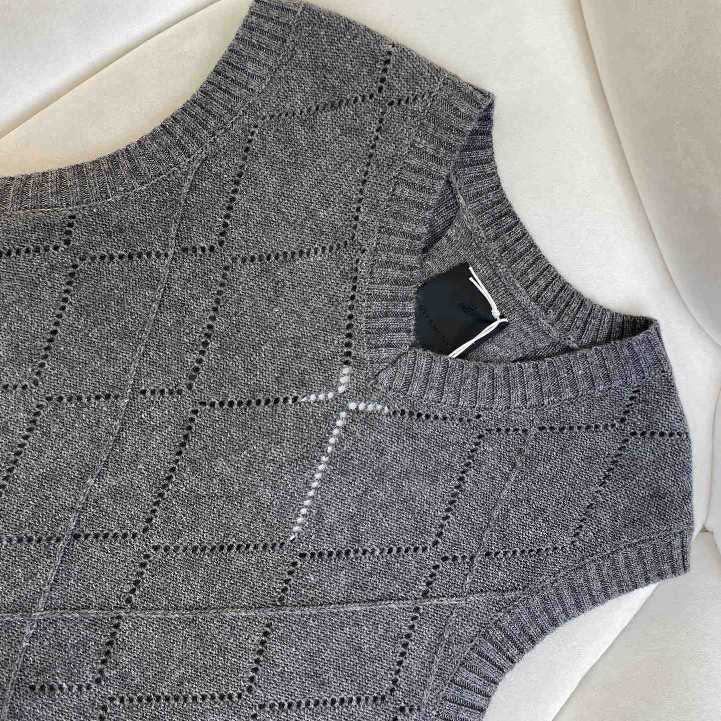 Givenchy Cropped Sweater In Wool - PerfectKickZ