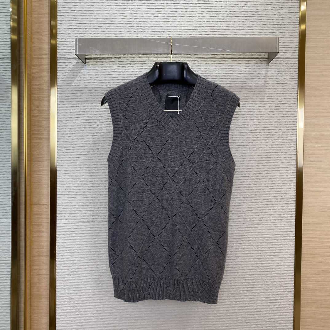 Givenchy Cropped Sweater In Wool - PerfectKickZ