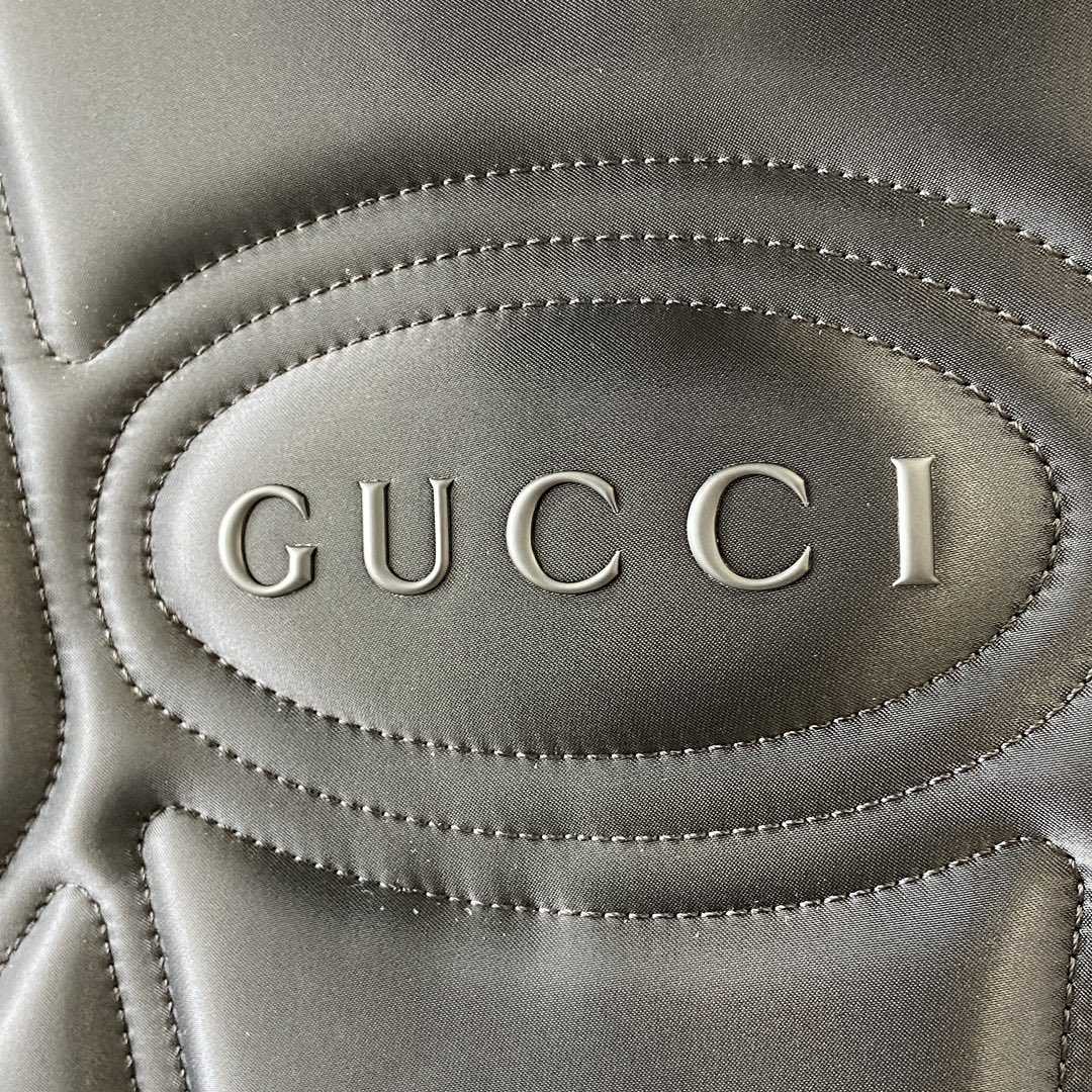 Gucci Large Backpack With Gucci Logo - PerfectKickZ