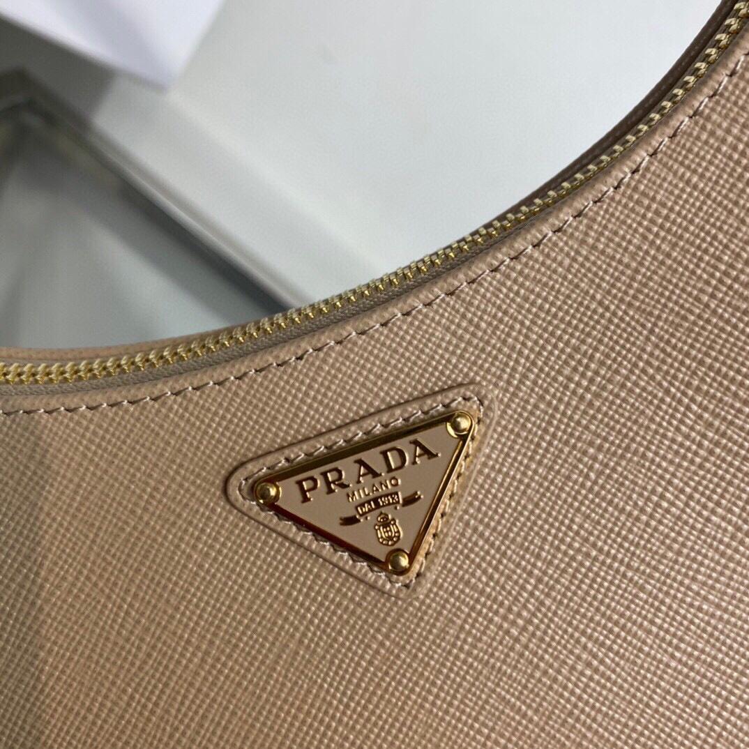 Prada Re-Edition 2005 Saffiano Leather Bag （ 22×18×6cm） - PerfectKickZ