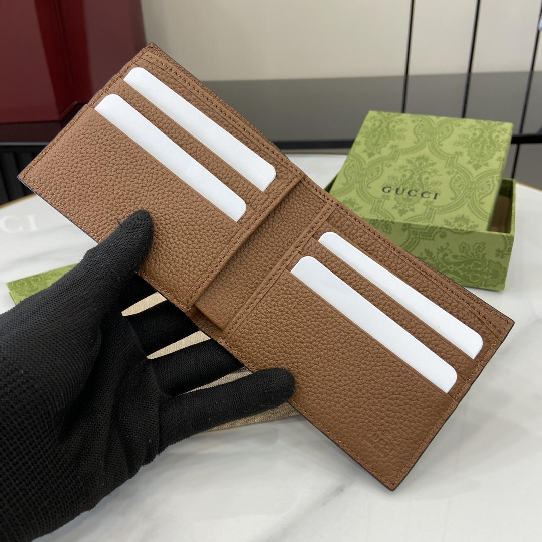 Gucci Bi-fold Wallet With GG Shadow - PerfectKickZ