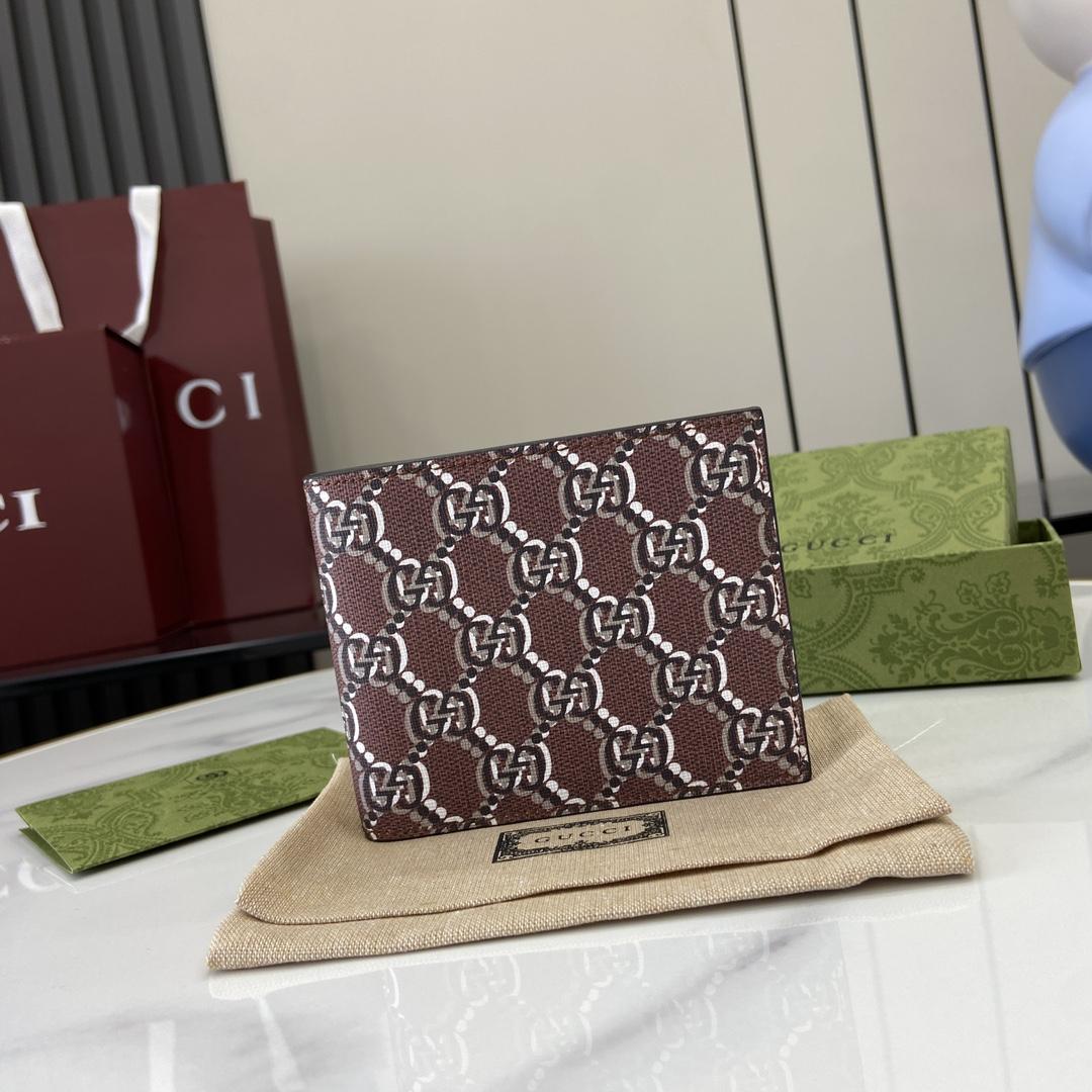 Gucci Bi-fold Wallet With GG Shadow - 