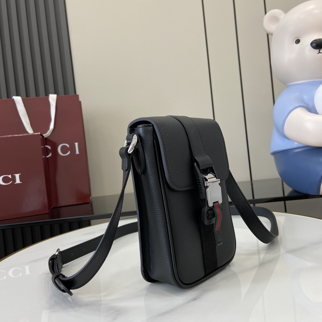Gucci  Super Mini Crossbody Bag - PerfectKickZ
