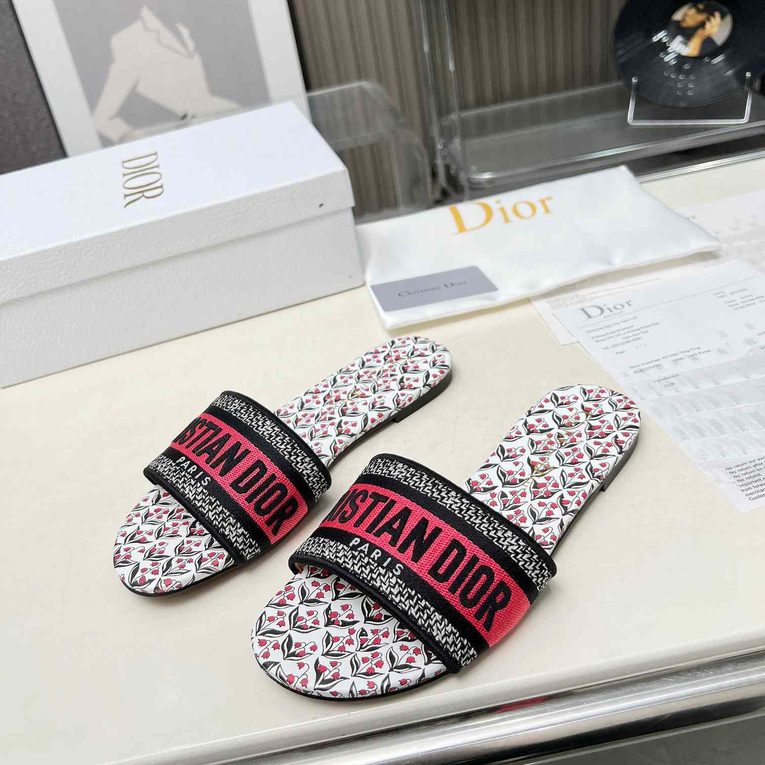 Dior Dioramour Dway Slide - PerfectKickZ