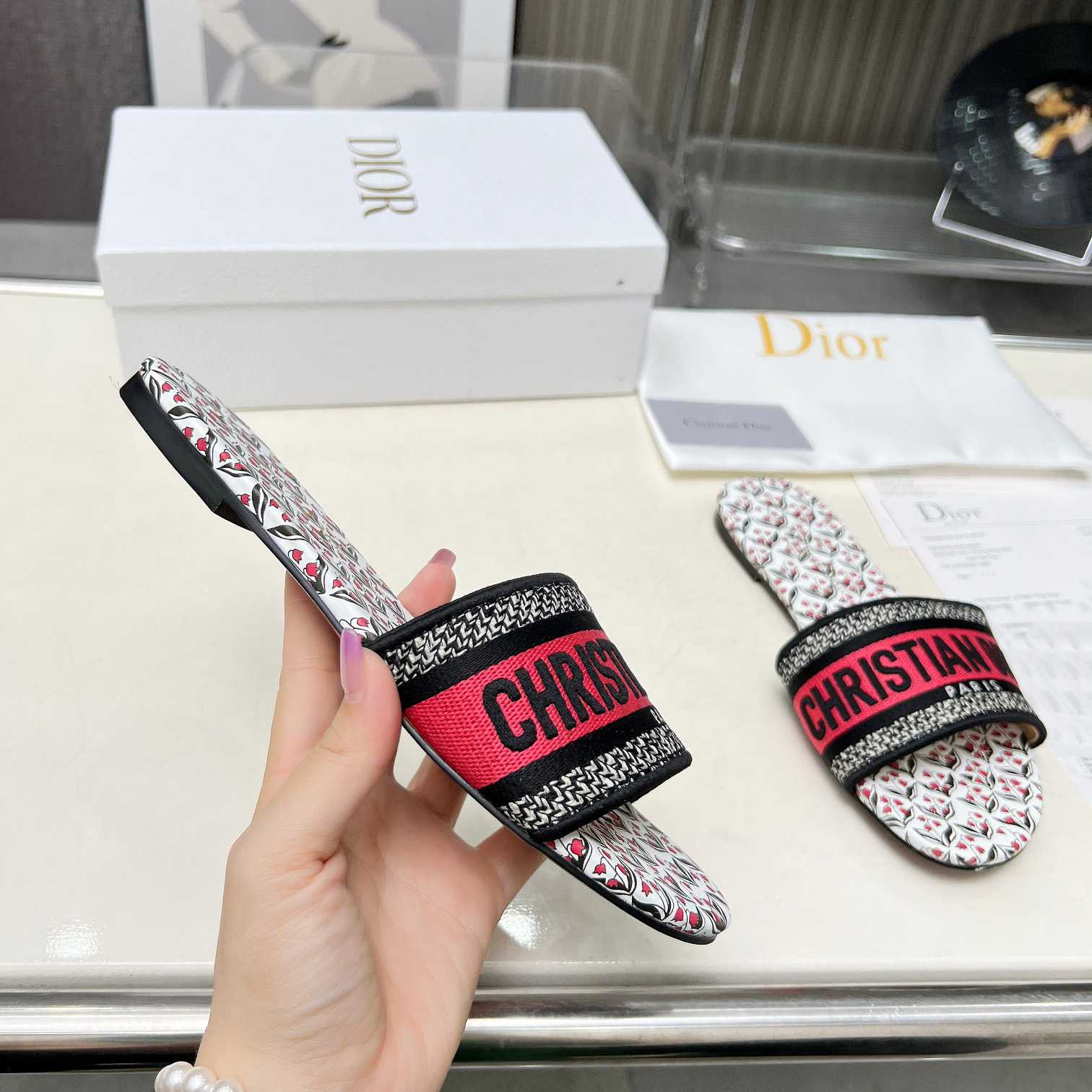 Dior Dioramour Dway Slide - PerfectKickZ