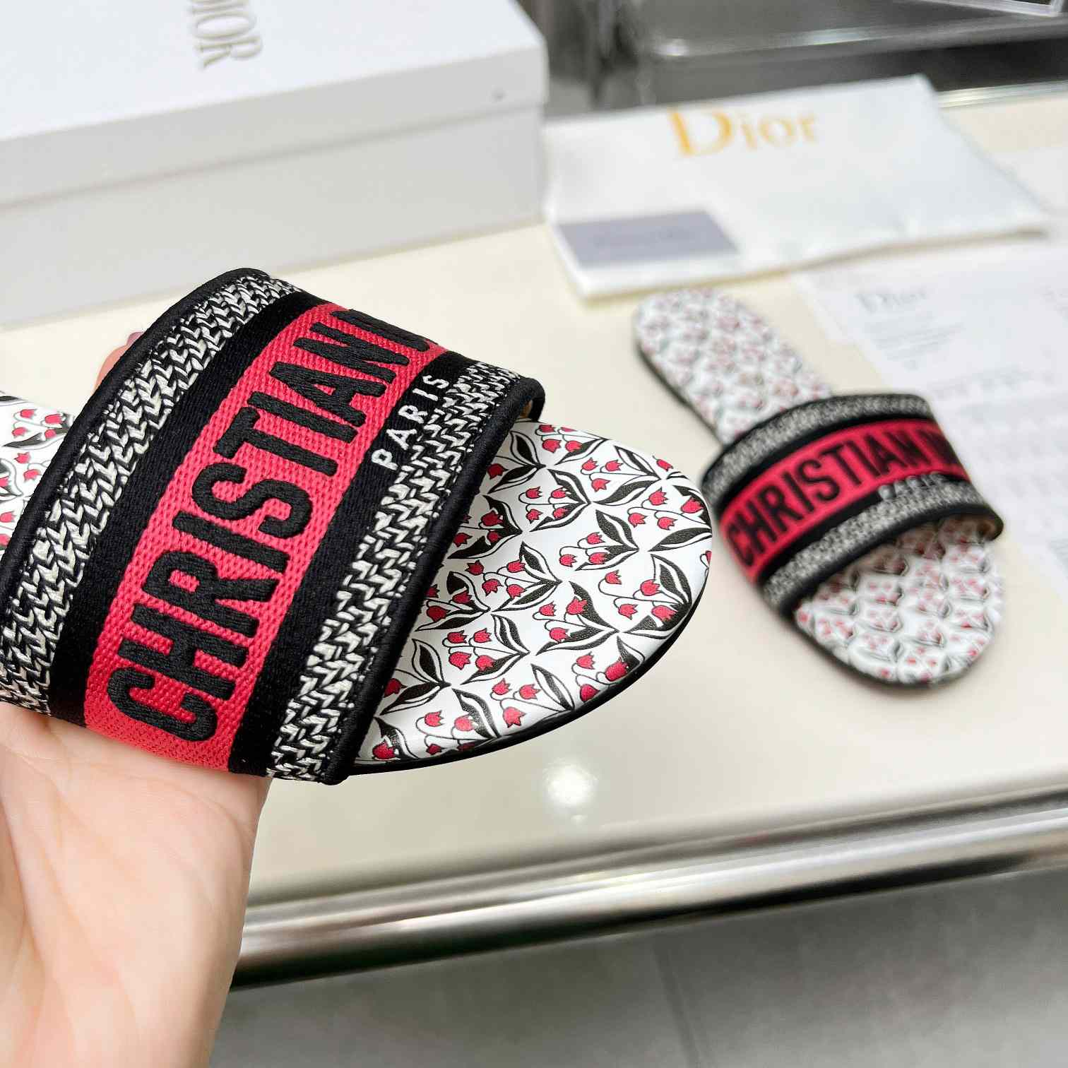 Dior Dioramour Dway Slide - PerfectKickZ