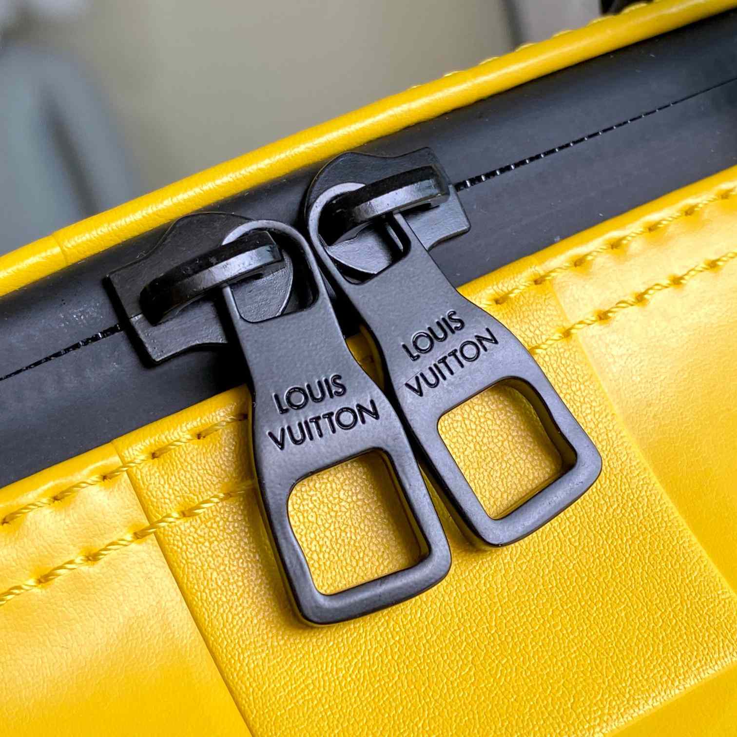 Louis Vuitton Keepall Bandoulière 50   M25019 - PerfectKickZ