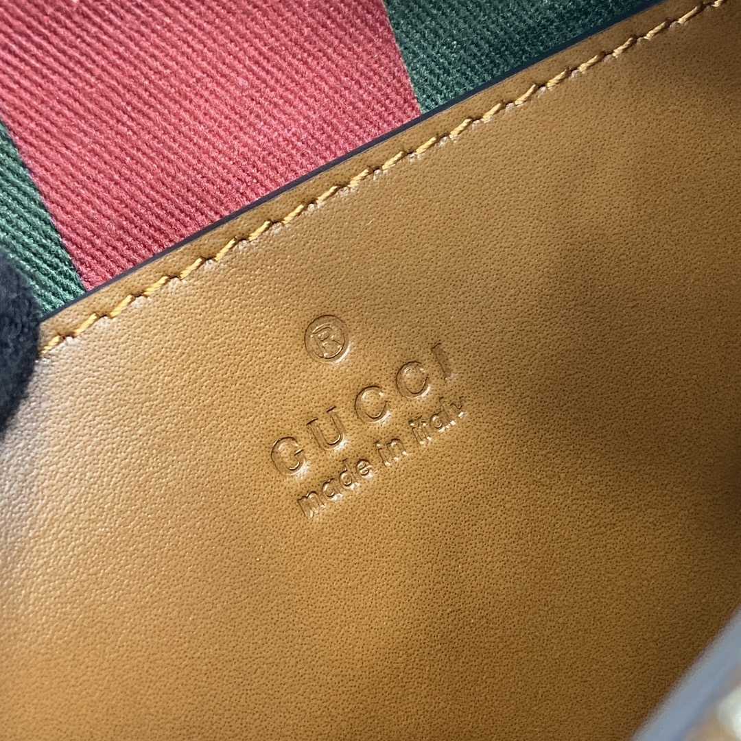 Gucci GG Emblem Small Shoulder Bag - PerfectKickZ