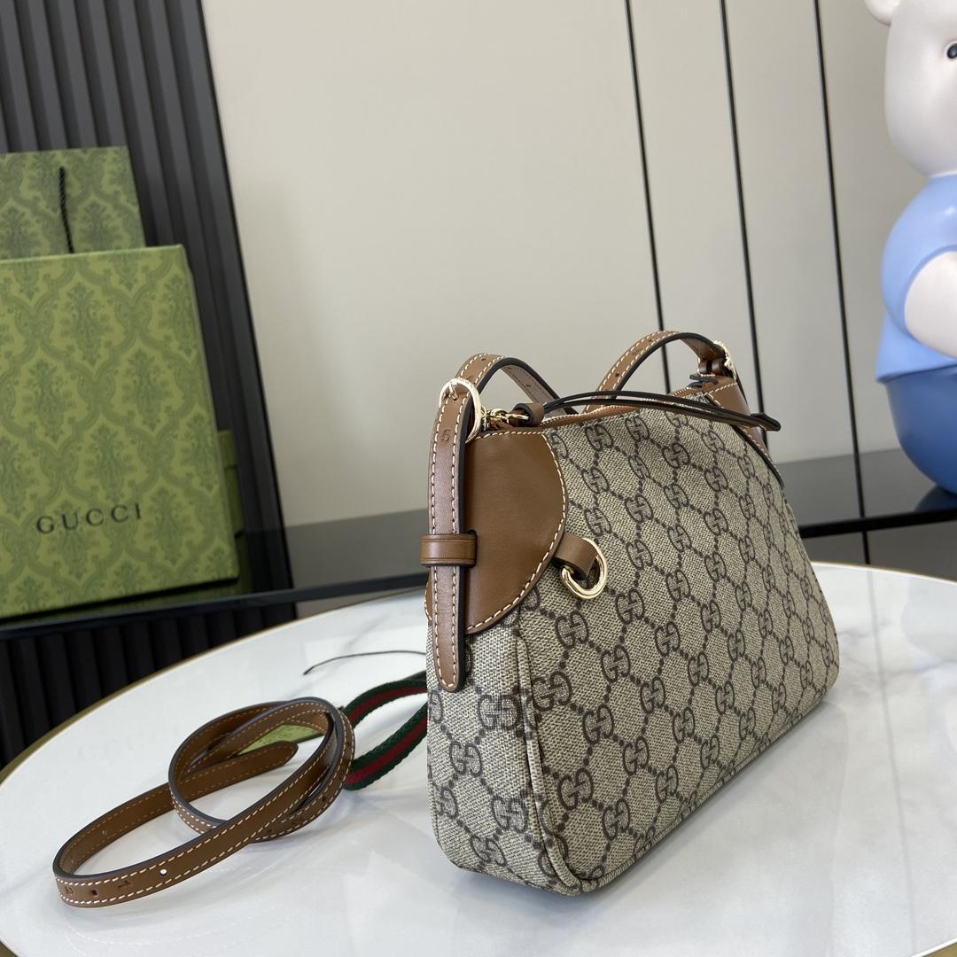 Gucci GG Emblem Small Shoulder Bag - PerfectKickZ