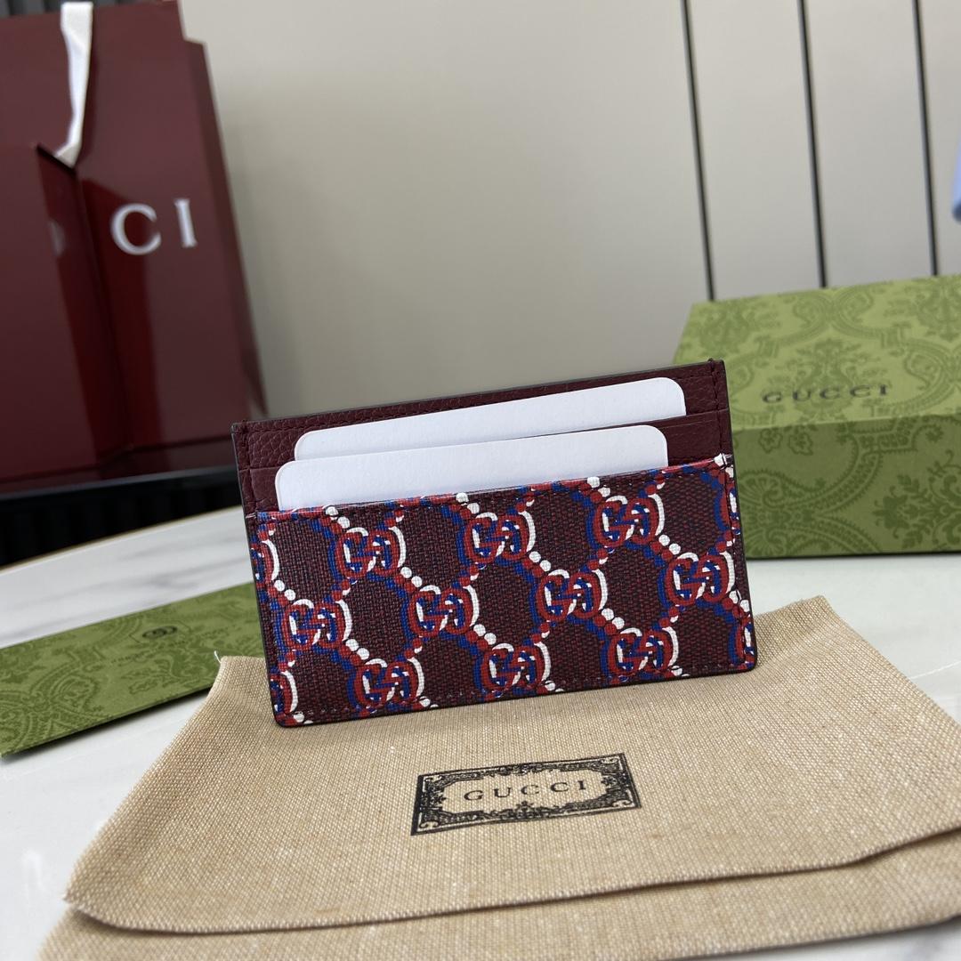 Gucci Card Case With GG Shadow - PerfectKickZ