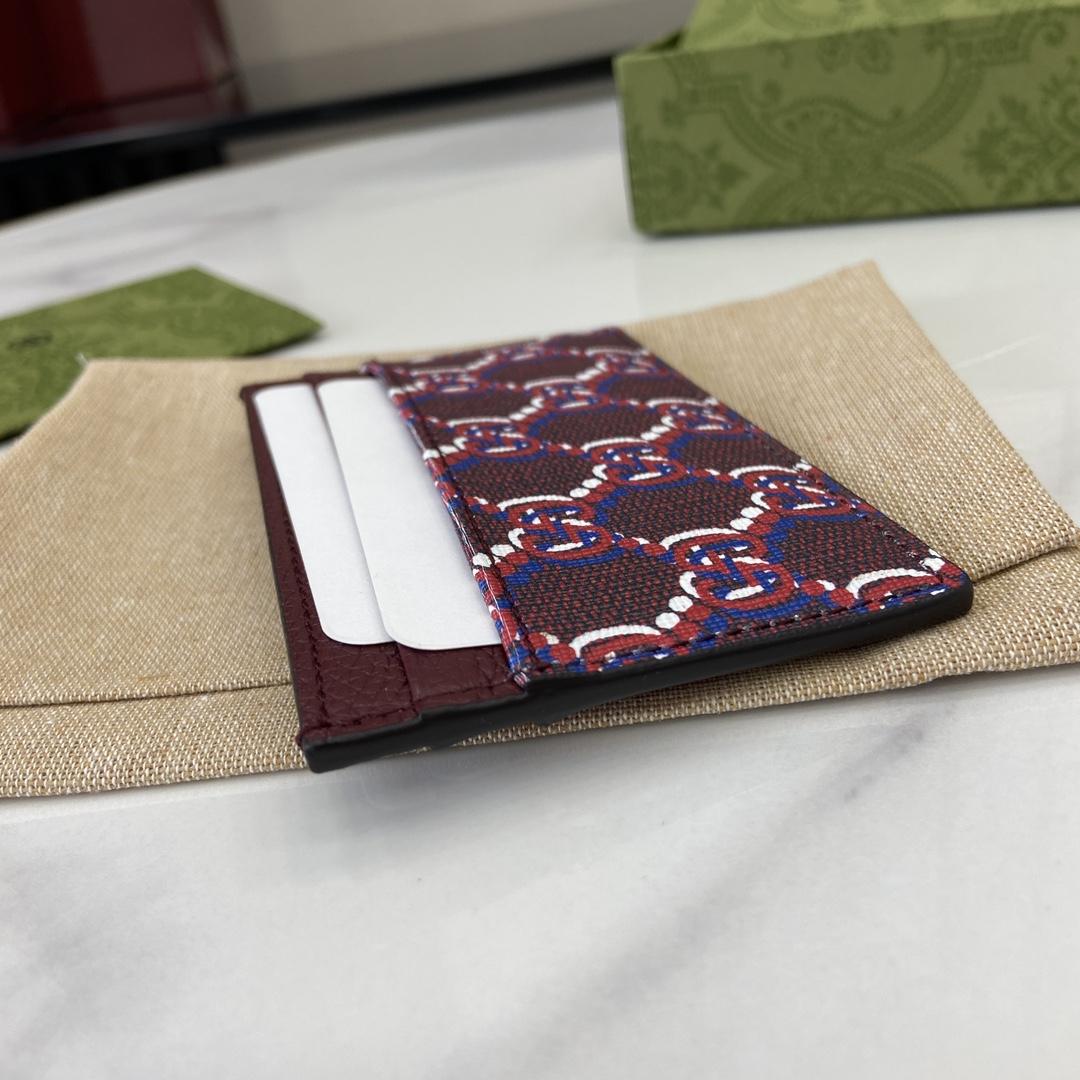 Gucci Card Case With GG Shadow - 