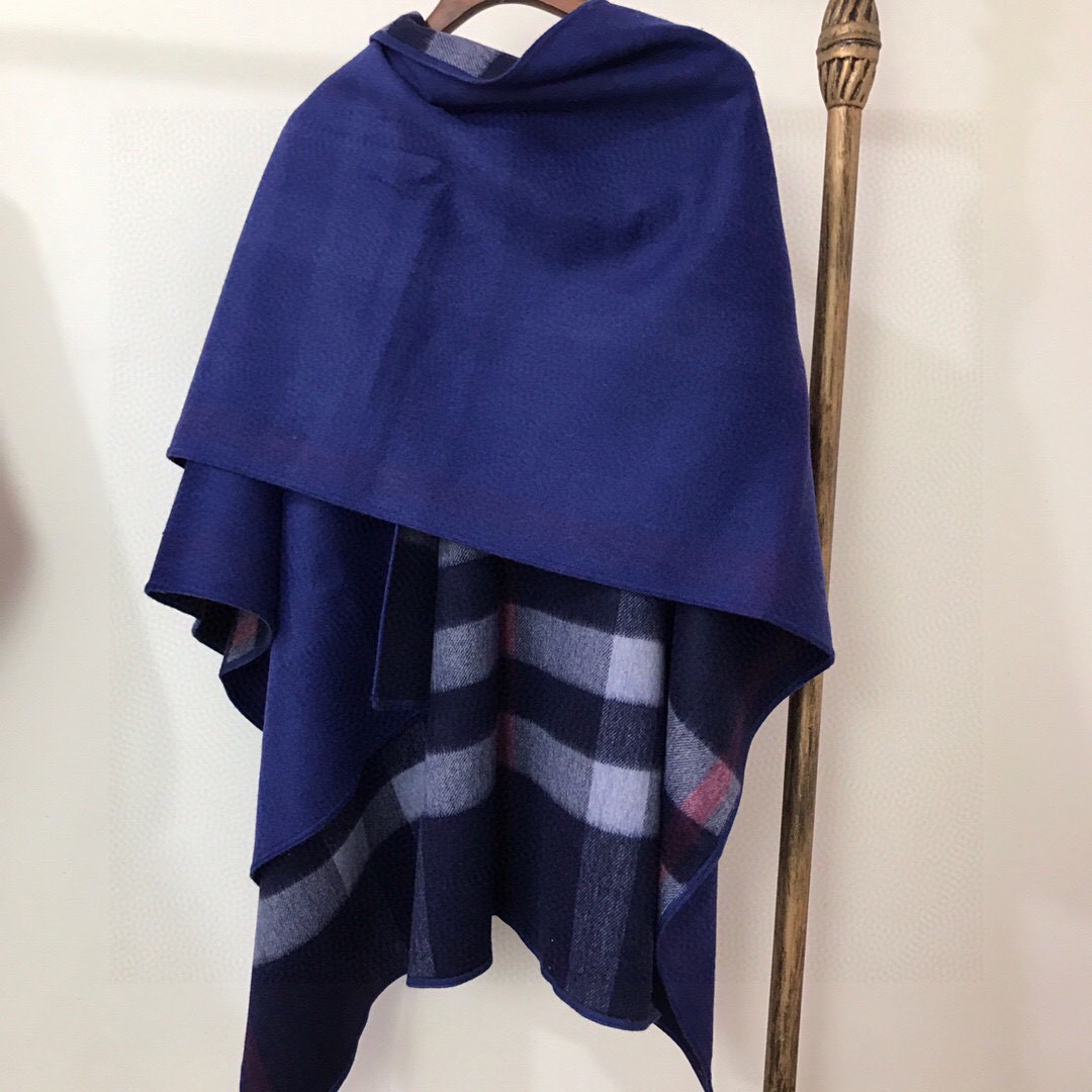 Burberry Charlotte Reversible Wool Felt Cape    140*140cm - PerfectKickZ