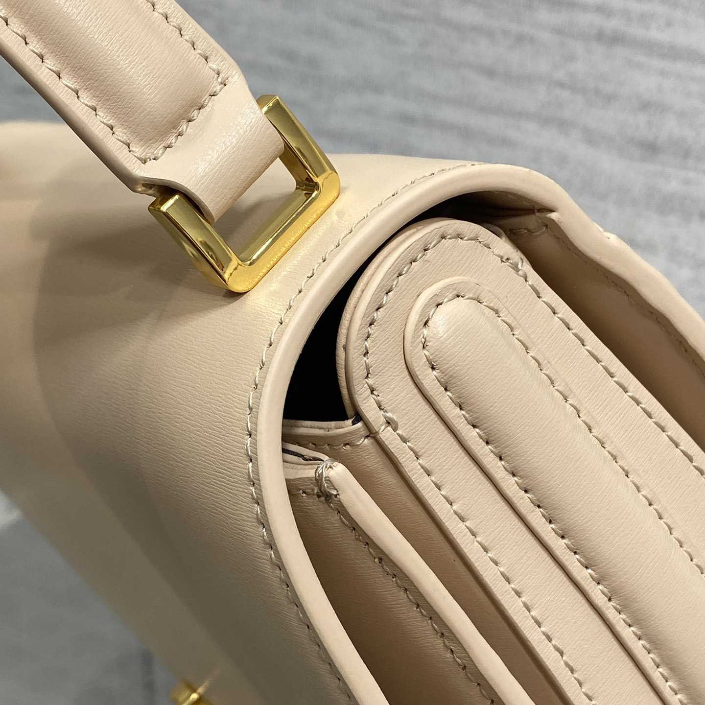 Dior Medium 30 Montaigne Avenue Top Handle Bag - PerfectKickZ