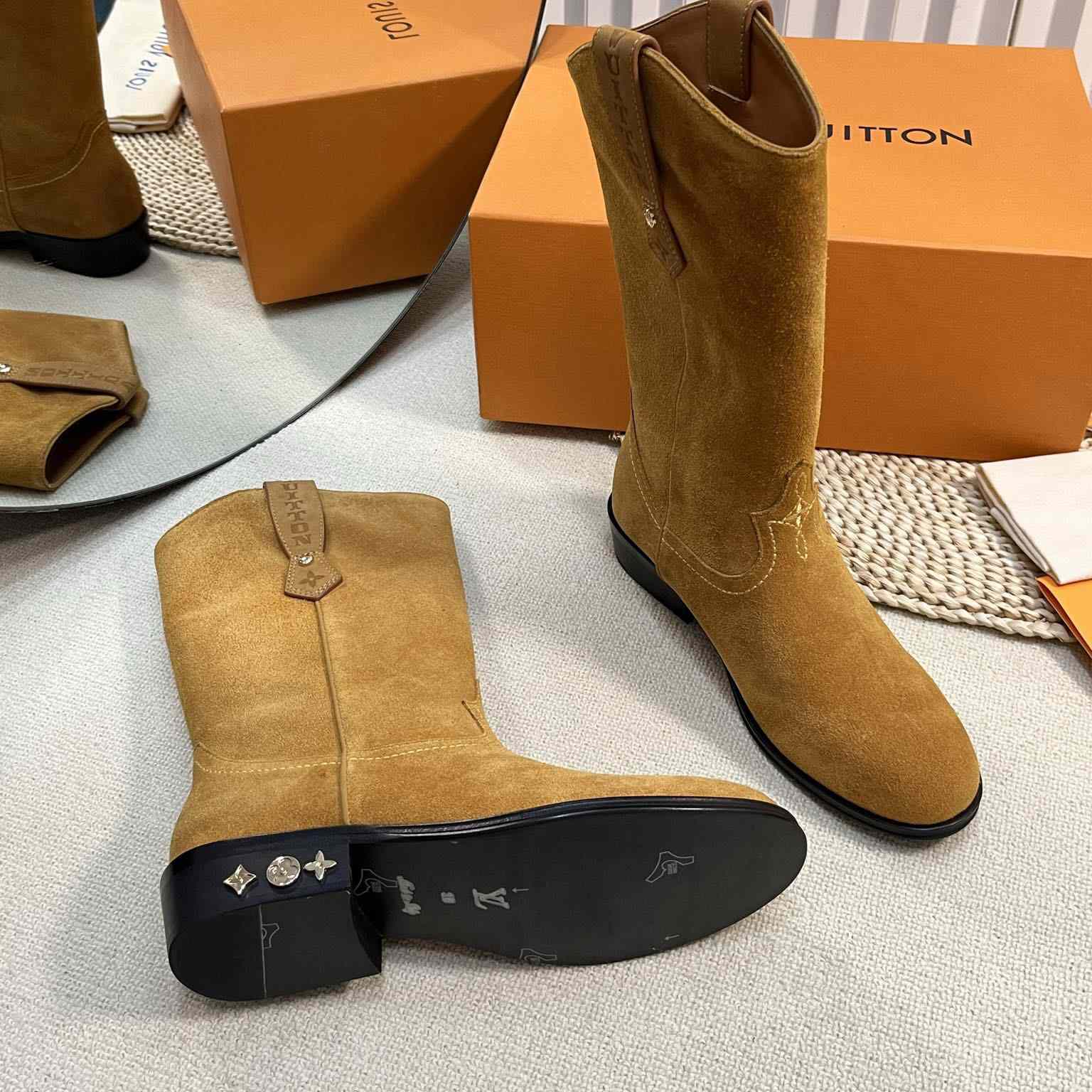 Louis Vuitton LV Rider Boot   1AD7PH - PerfectKickZ