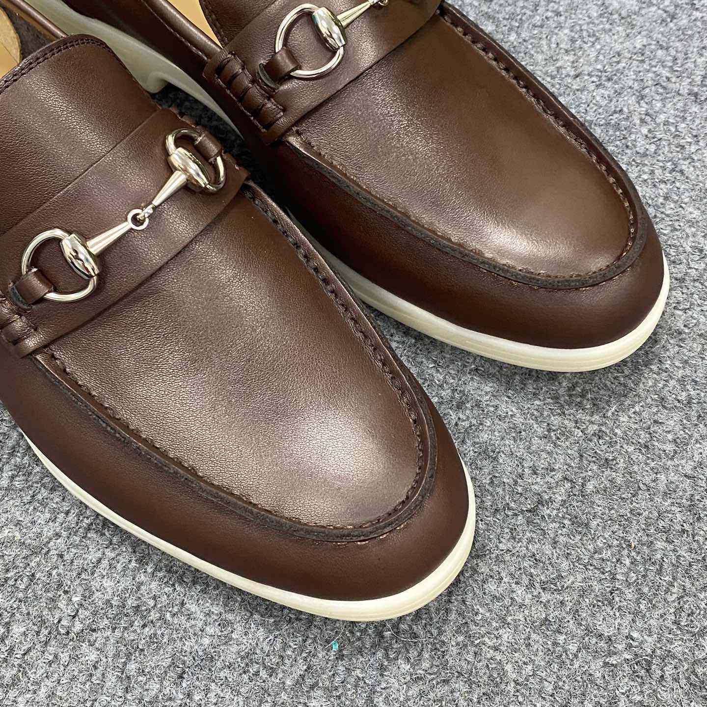 Gucci Men's Loafer With Horsebit - PerfectKickZ