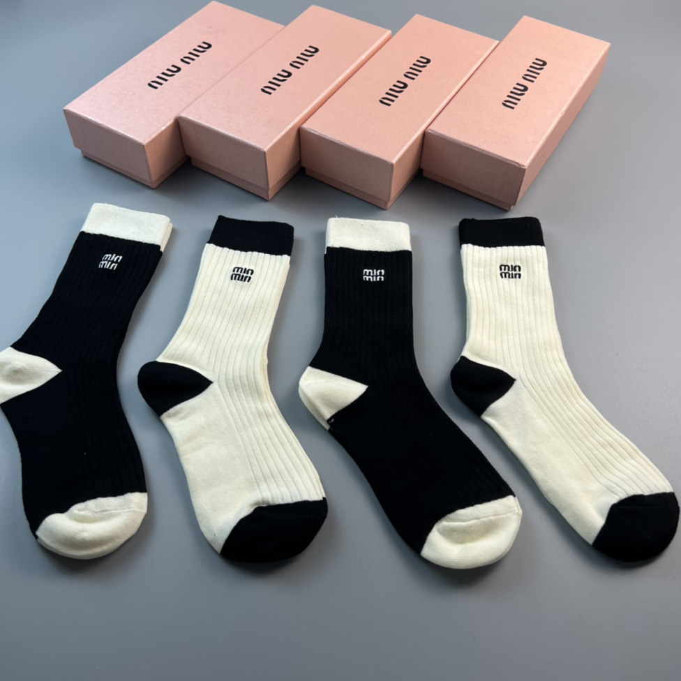 Miu Miu Socks /Box - PerfectKickZ