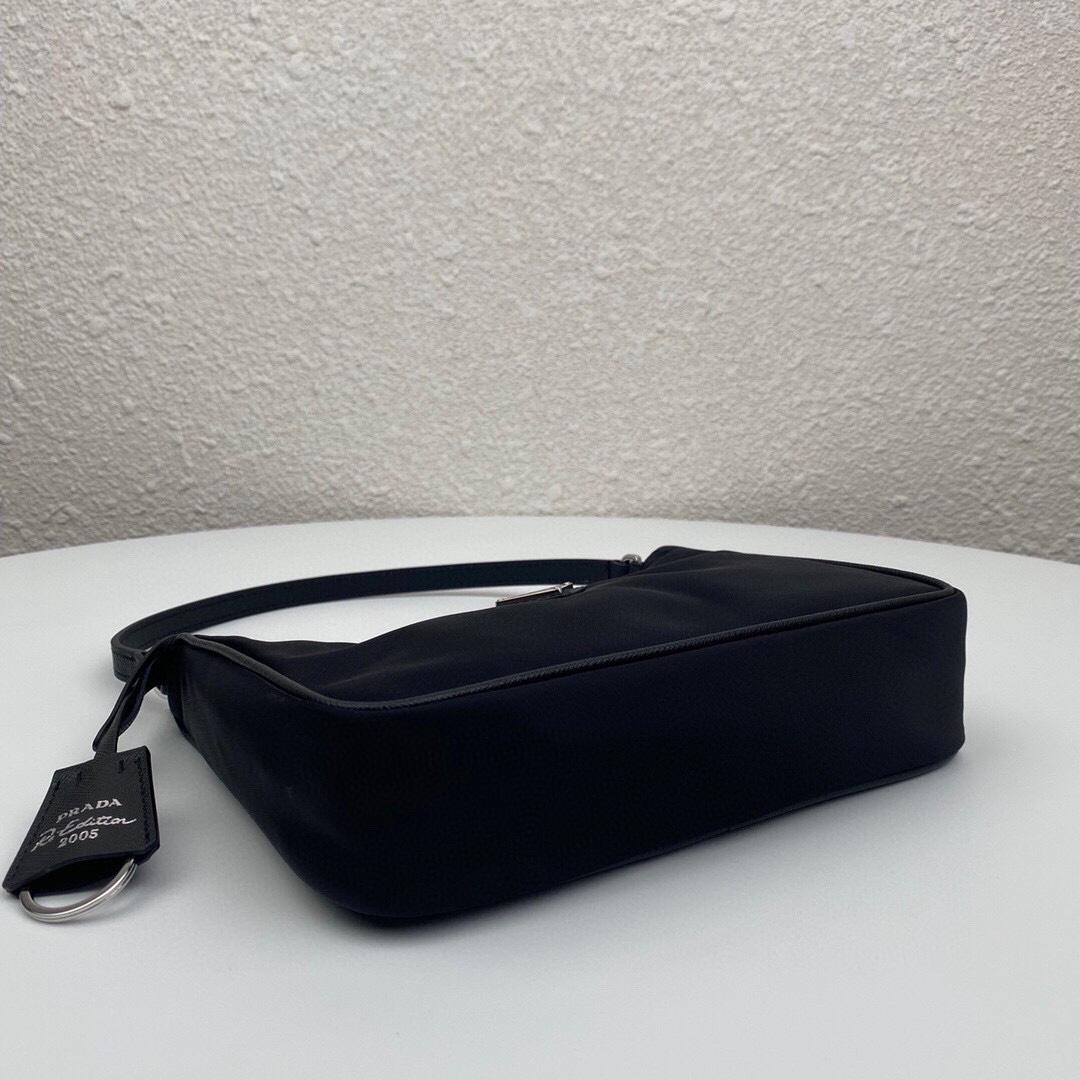 Prada Re-Edition Mini-Bag  （23cm-13cm-5cm） - PerfectKickZ