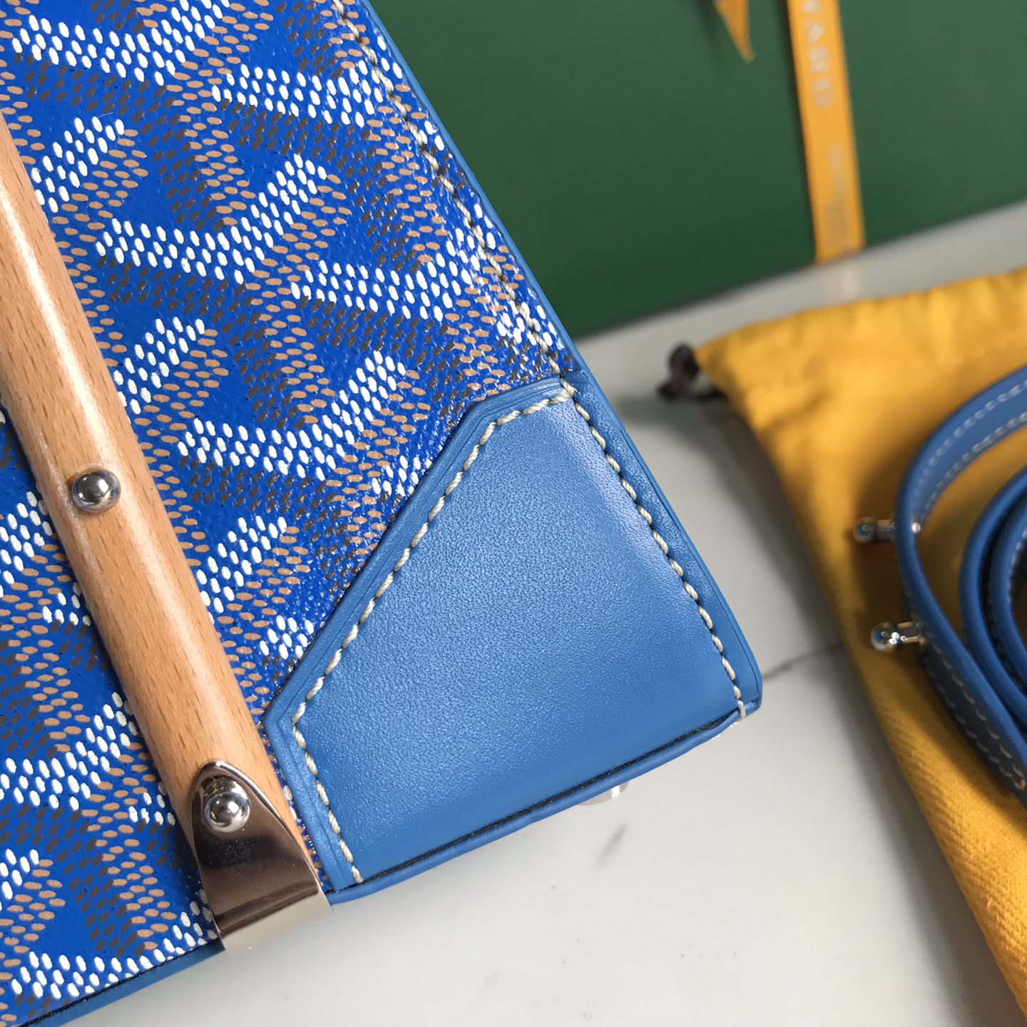 Goyard Saïgon Bag   (21-14-8.5cm) - PerfectKickZ