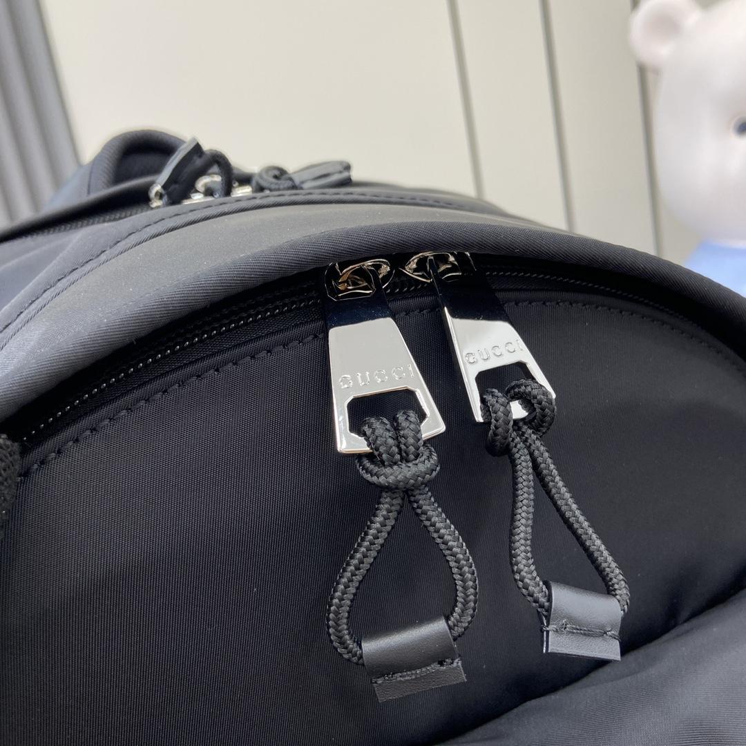 Gucci Medium Backpack With Gucci Logo - PerfectKickZ