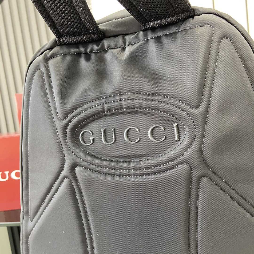 Gucci Medium Backpack With Gucci Logo - PerfectKickZ