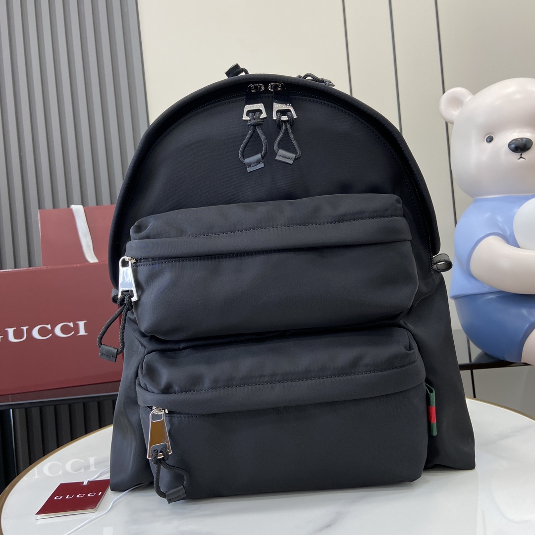 Gucci Medium Backpack With Gucci Logo - PerfectKickZ