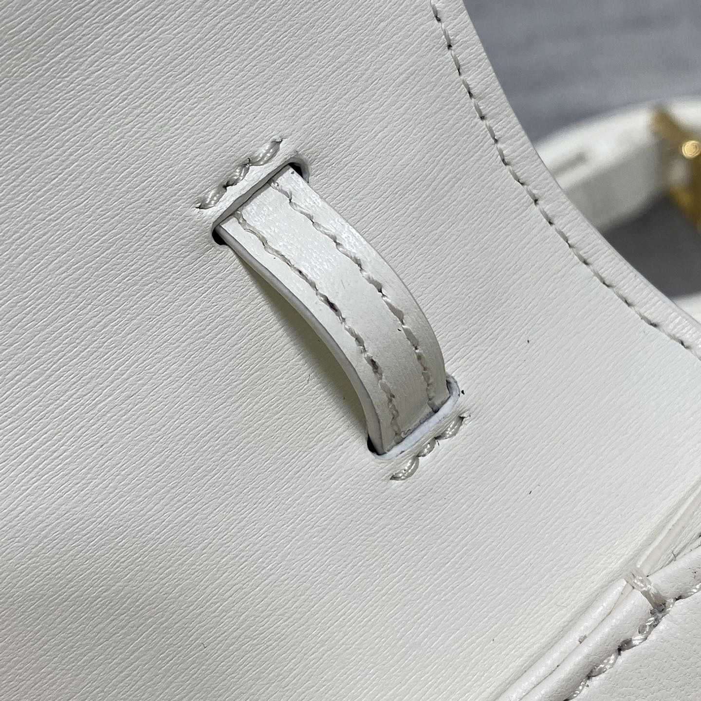 Dior Medium 30 Montaigne Avenue Top Handle Bag - PerfectKickZ