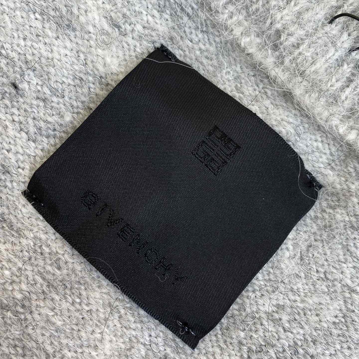 Givenchy 4G Logo Detailed Crewneck Sweater - PerfectKickZ