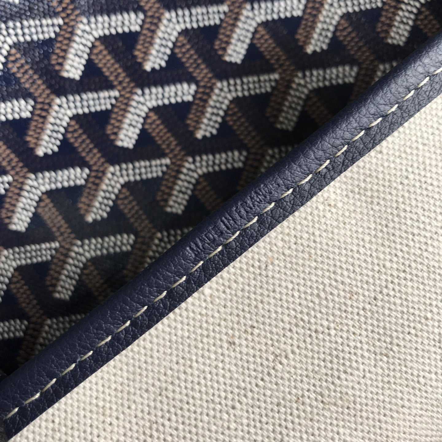 Goyard Artois PM Bag - PerfectKickZ