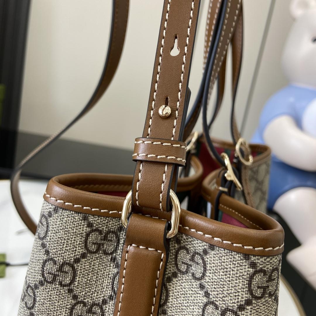 Gucci GG Emblem Small Tote Bag - PerfectKickZ
