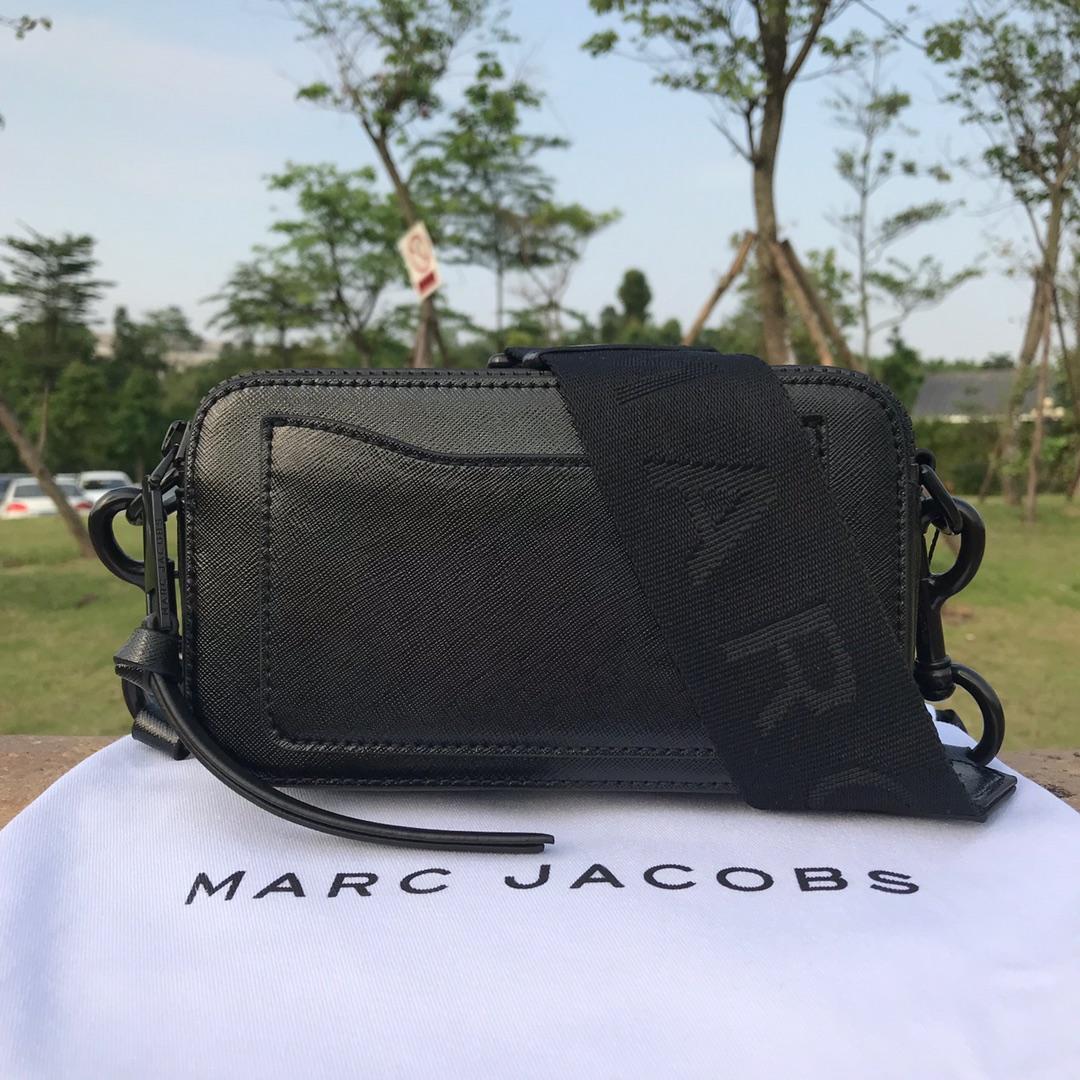 Marc Jacobs Small Camera Bag 19×6×12cm - PerfectKickZ
