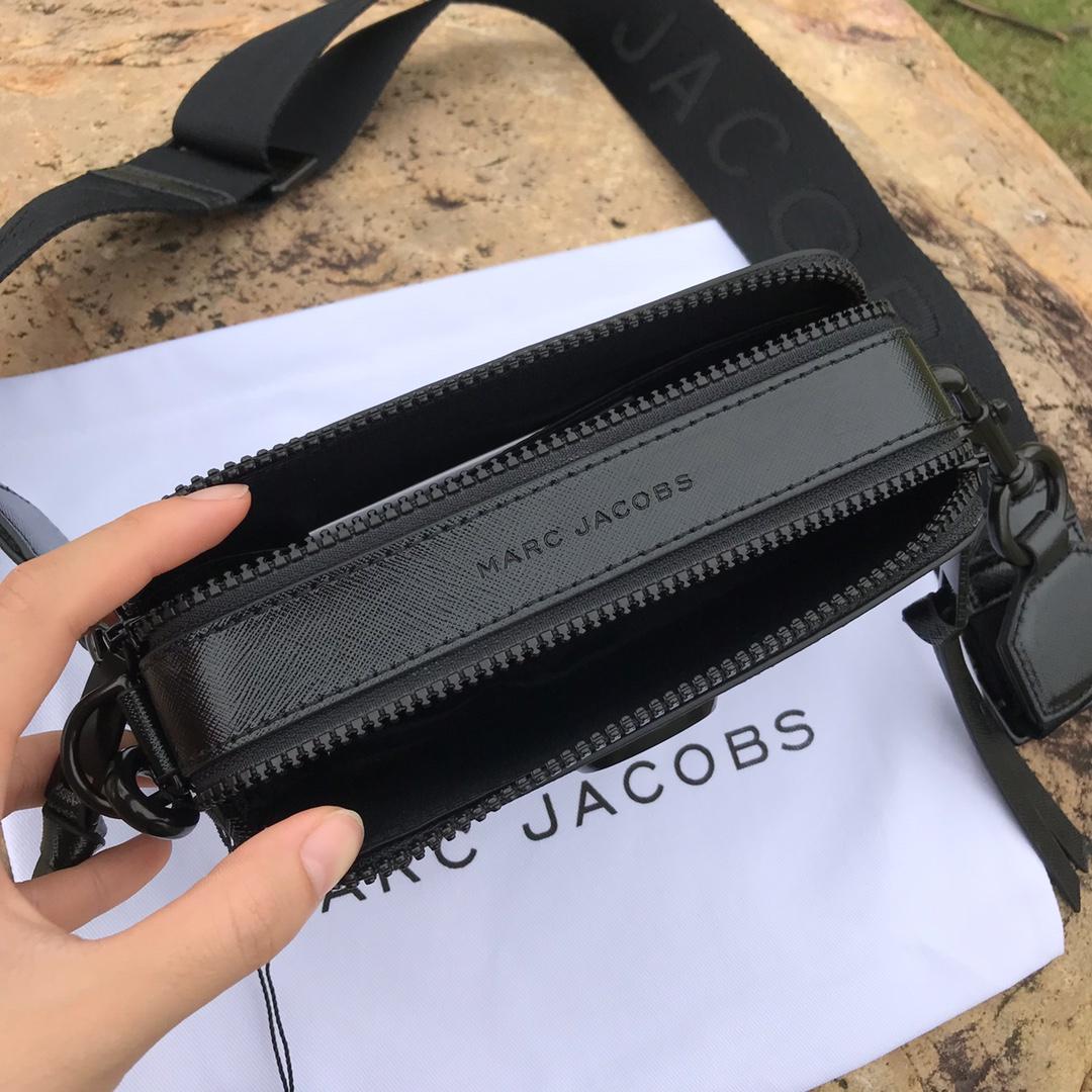 Marc Jacobs Small Camera Bag 19×6×12cm - PerfectKickZ