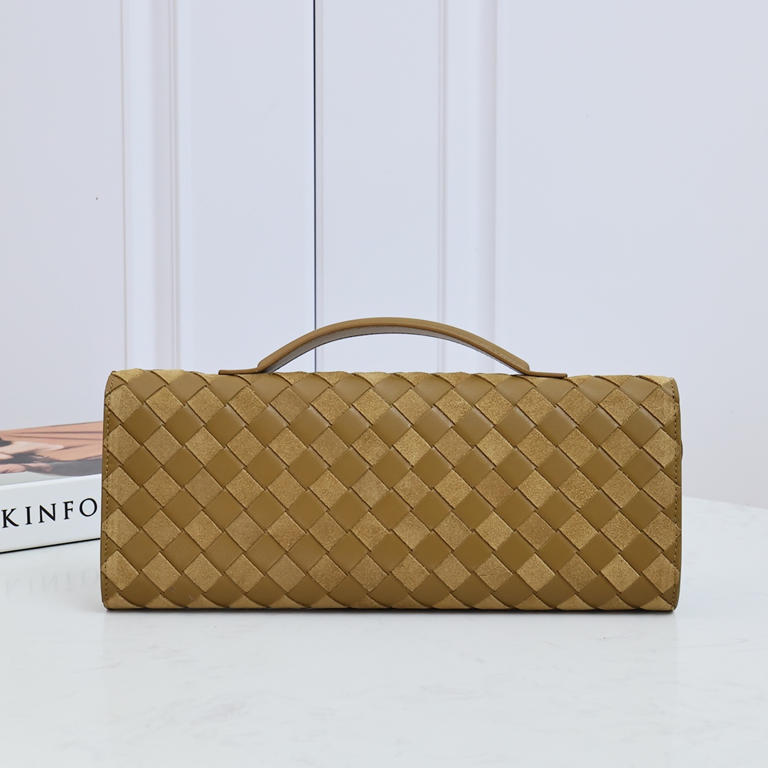 Bottega Veneta Long Clutch Andiamo With Handle - PerfectKickZ