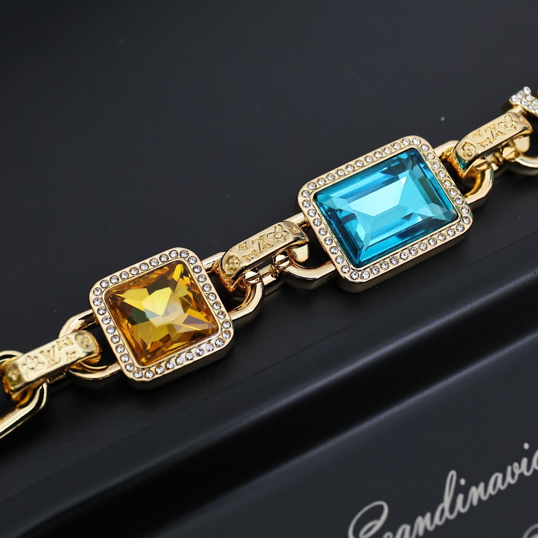 Louis Vuitton Paradise Stone Necklace  M01875 - PerfectKickZ