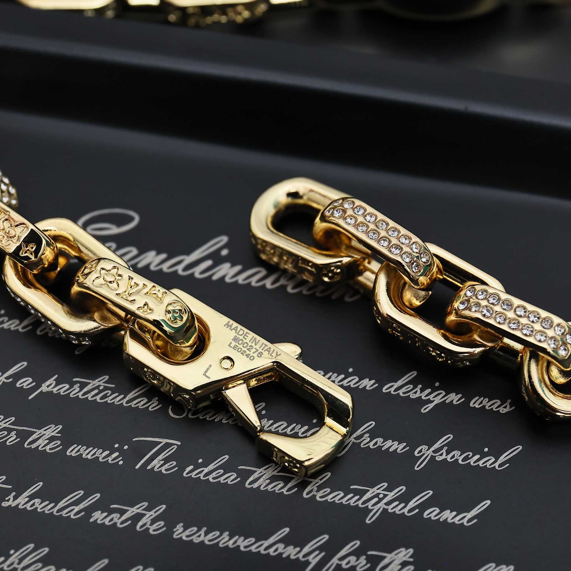 Louis Vuitton Paradise Stone Necklace  M01875 - PerfectKickZ