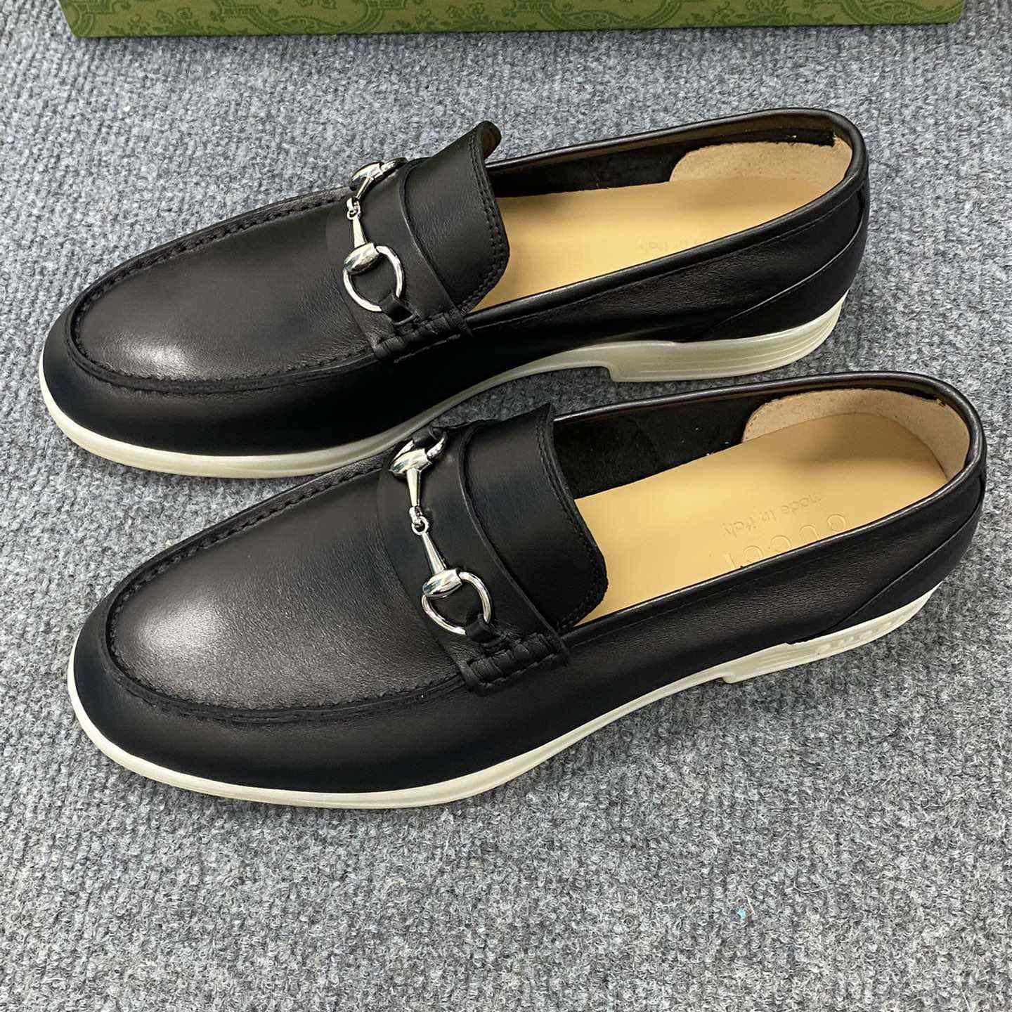 Gucci Men's Loafer With Horsebit - PerfectKickZ