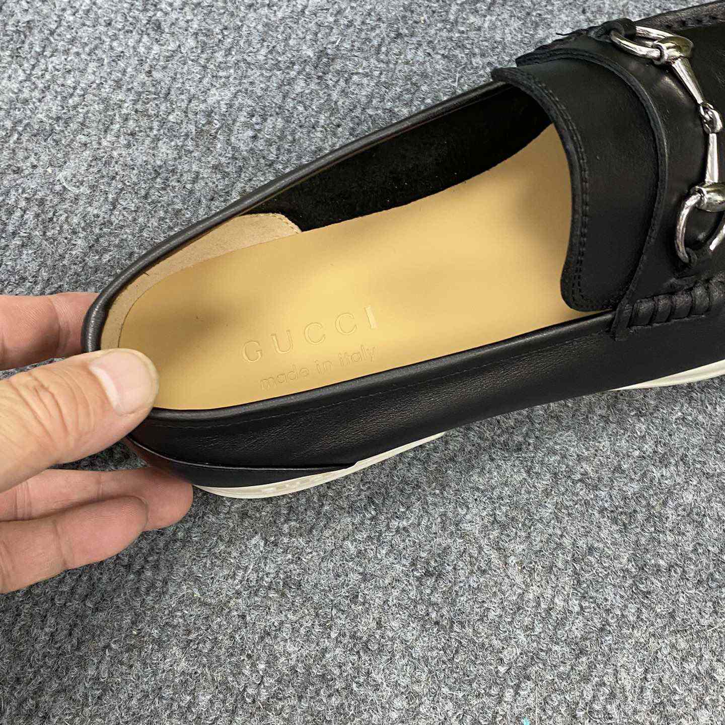 Gucci Men's Loafer With Horsebit - PerfectKickZ