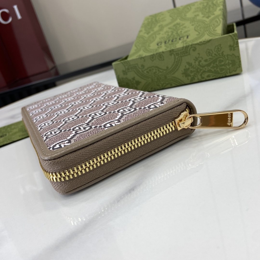 Gucci Zip-around Wallet With GG Shadow - PerfectKickZ