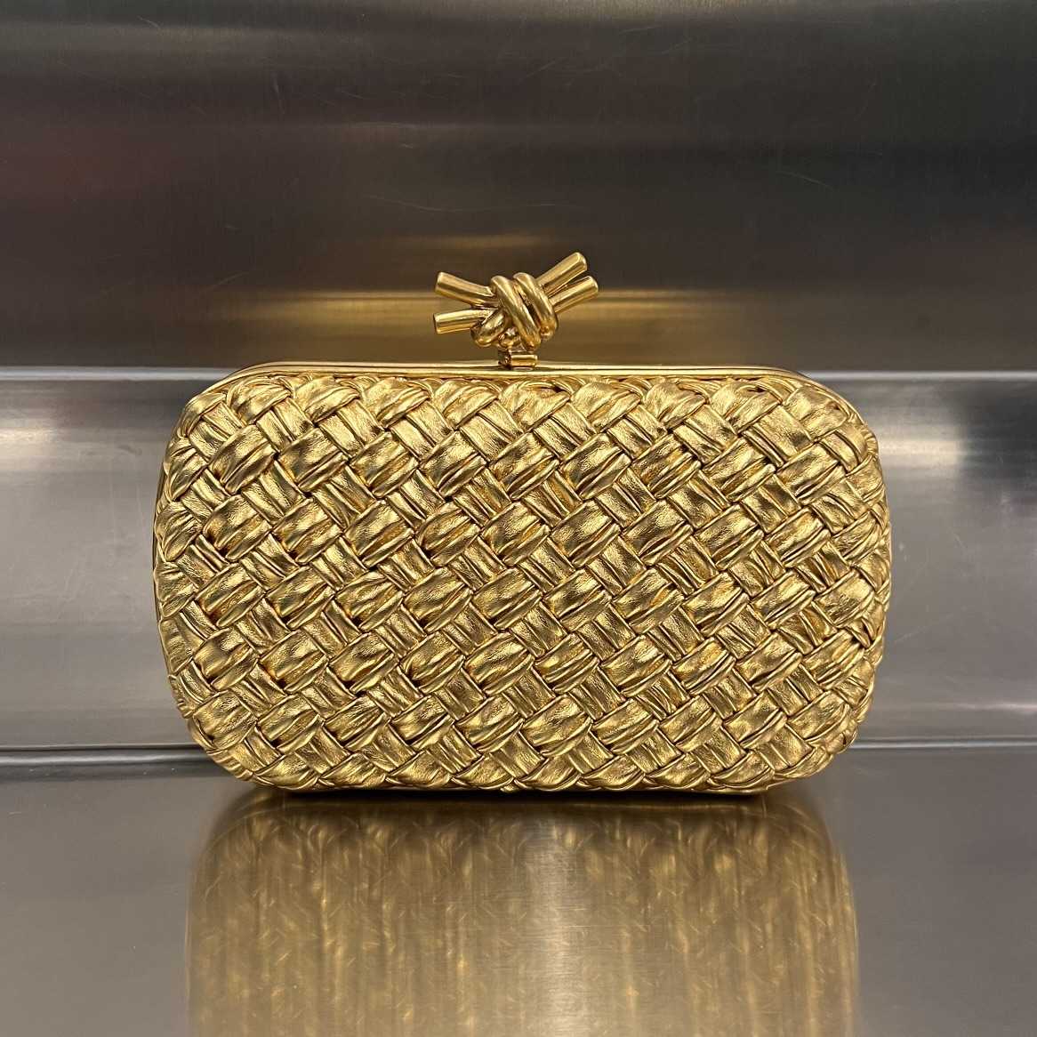 Bottega Veneta Knot （19*11.5*5cm） - PerfectKickZ