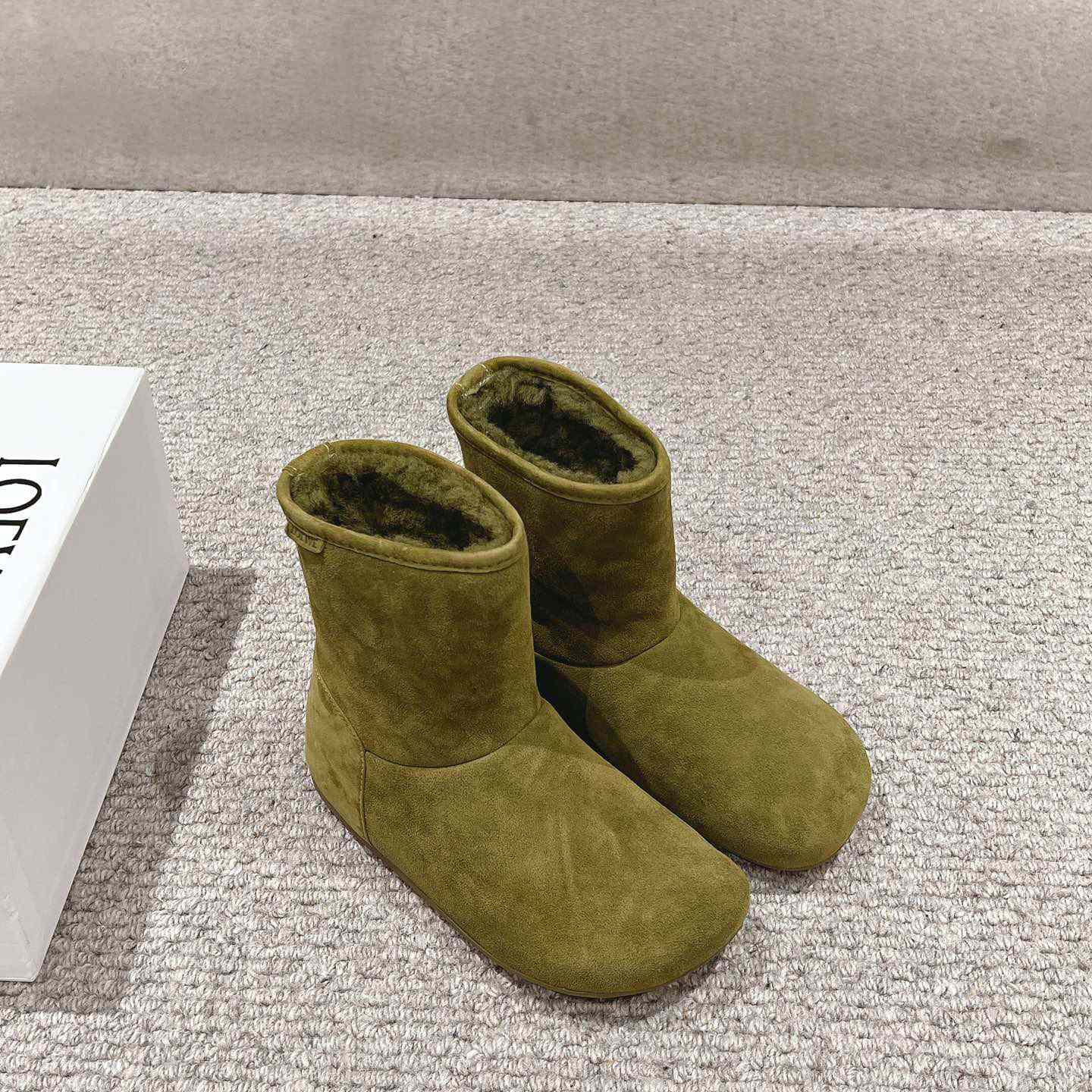 Loewe Lago Boot In Suede And Shearling - PerfectKickZ
