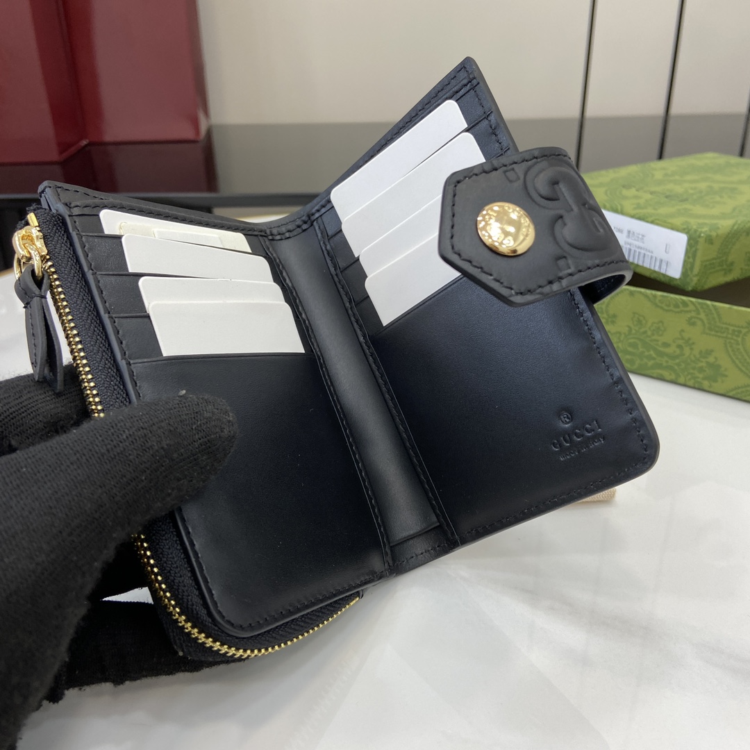 Gucci GG Medium Wallet - PerfectKickZ