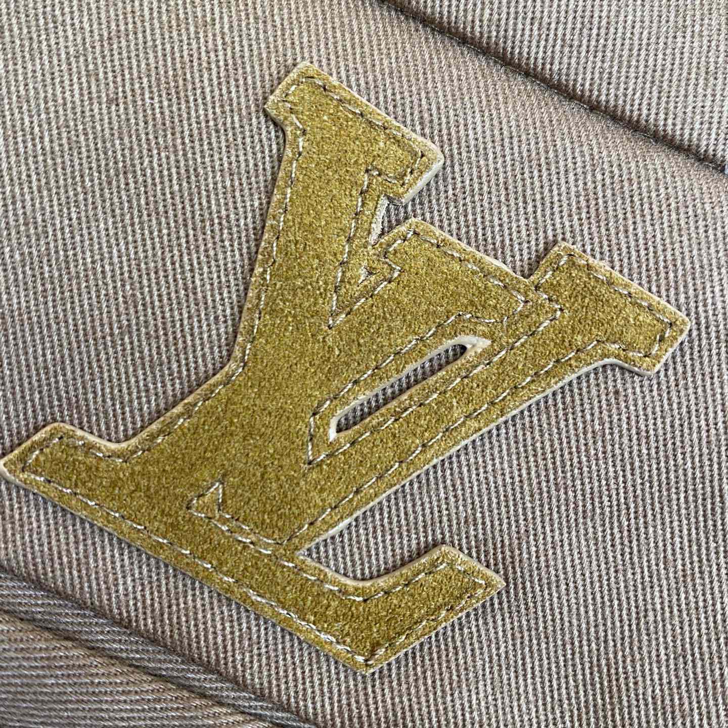 Louis Vuitton Tailored Chino Pants - PerfectKickZ