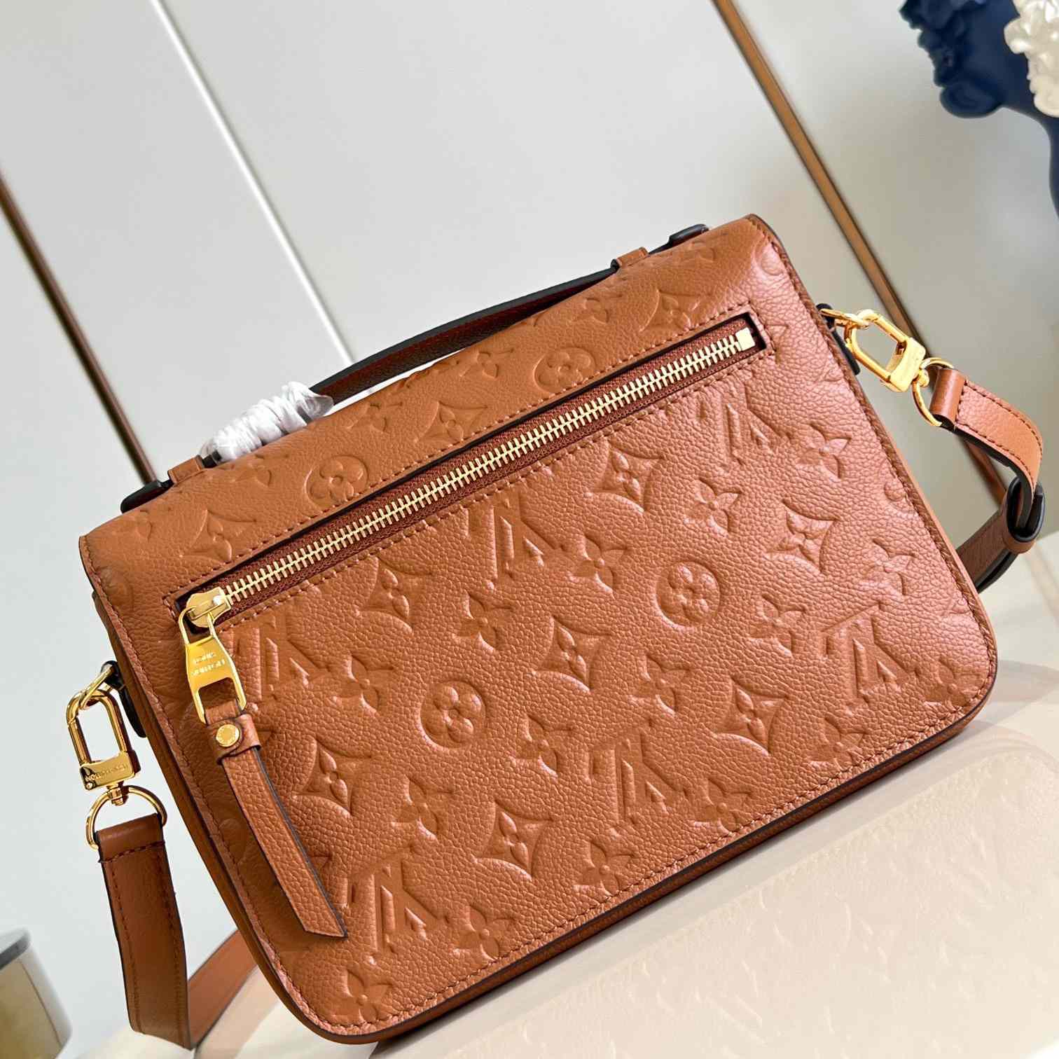 Louis Vuitton Pochette Métis  M12711 - 