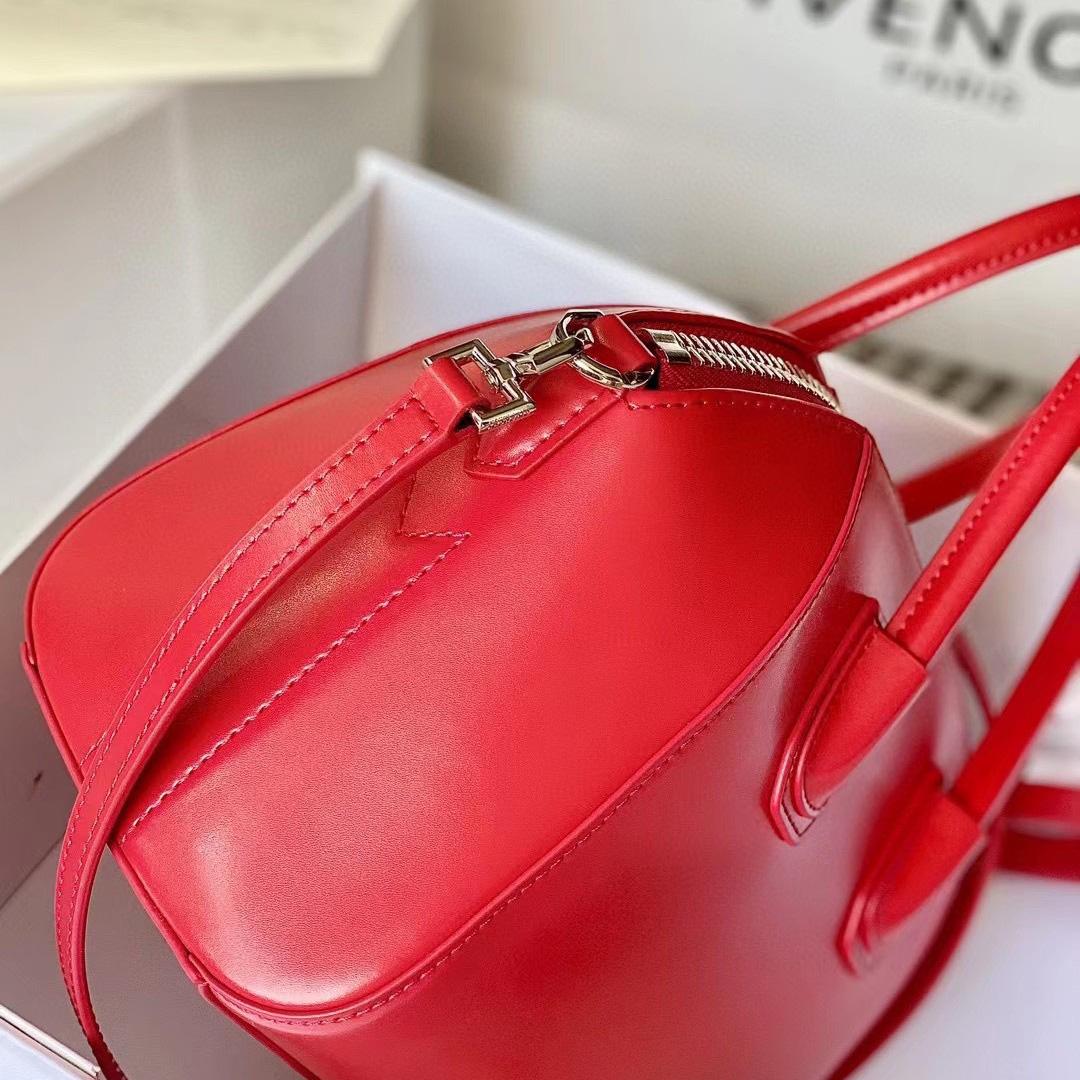 Givenchy Shiny Lord Calfskin Small Antigona Bag   22*27*13cm - PerfectKickZ