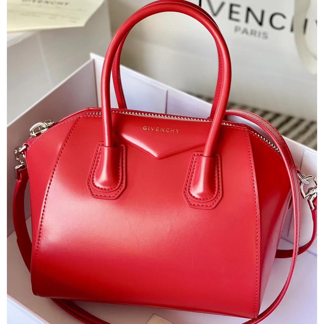 Givenchy Shiny Lord Calfskin Small Antigona Bag   22*27*13cm - PerfectKickZ
