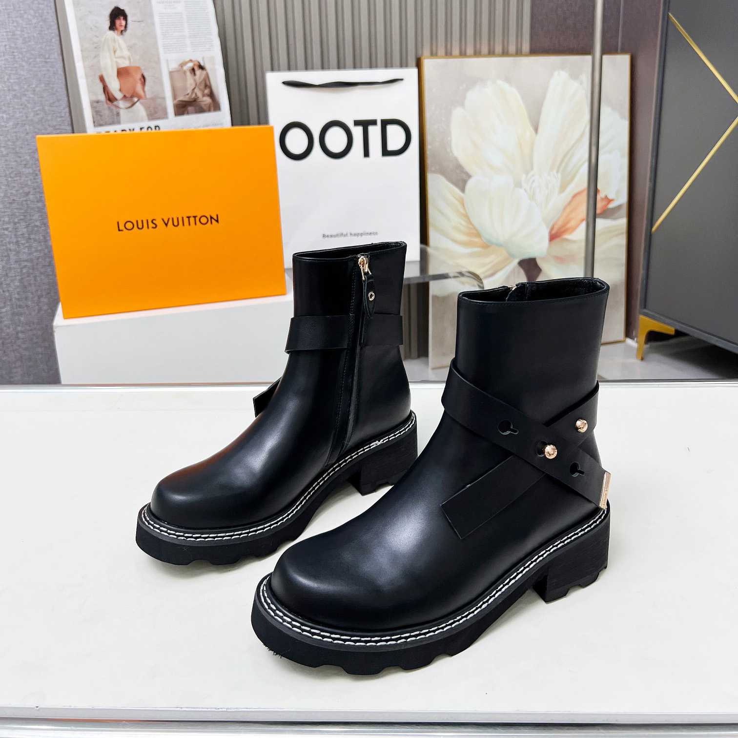 Louis Vuitton LV Beaubourg Ankle Boot   1ADADP - PerfectKickZ