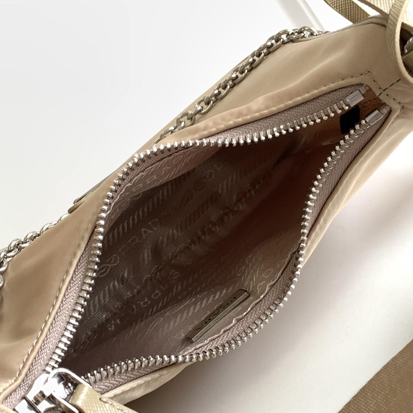 Prada Re-Edition 1995 Chaîne Re-Nylon Mini-bag - PerfectKickZ
