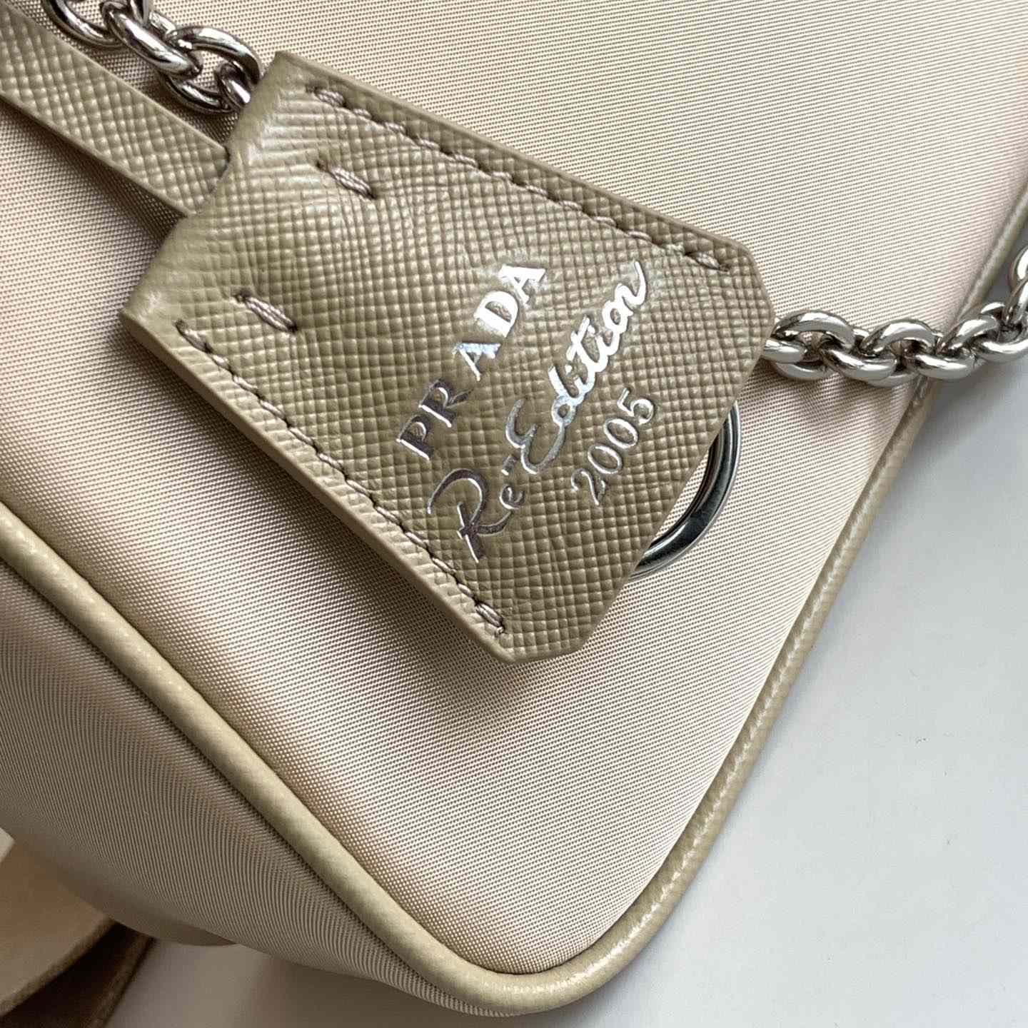 Prada Re-Edition 1995 Chaîne Re-Nylon Mini-bag - PerfectKickZ