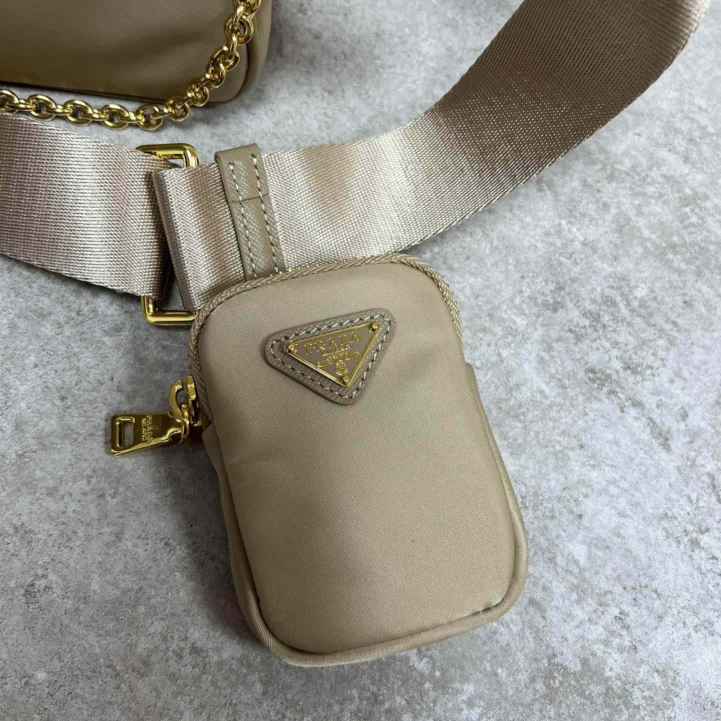 Prada Re-Edition 1995 Chaîne Re-Nylon Mini-bag - PerfectKickZ